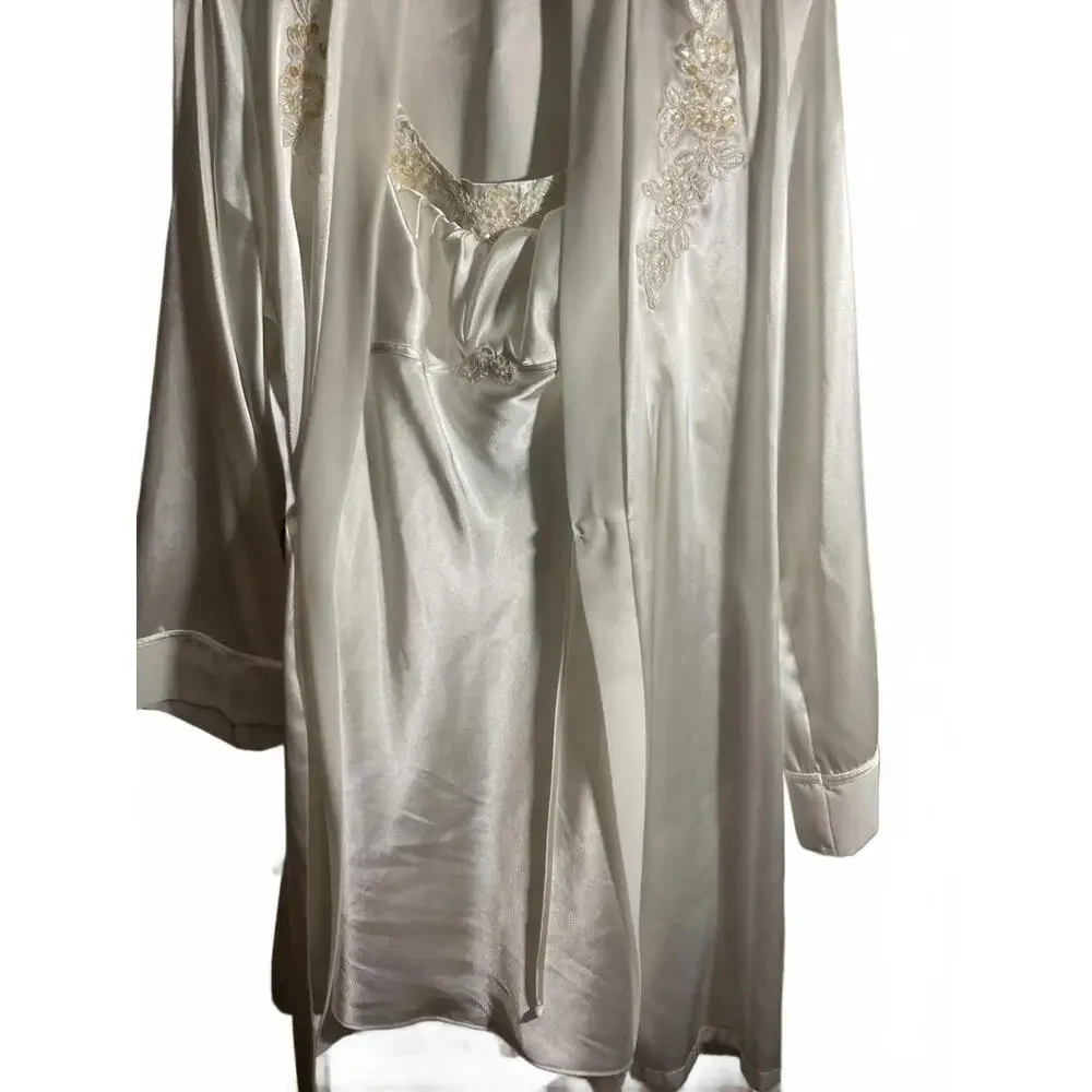 Linea Donatella Satin Robe and Nightie/ Embroidery/Sequins Wedding Bridal S/M - Picture 11 of 15